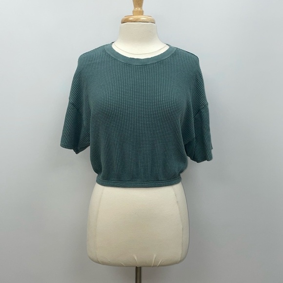 Aerie Offline Ribbed Knit Short Sleeve Crewneck Crop Shirt Teal Small - Picture 1 of 7
